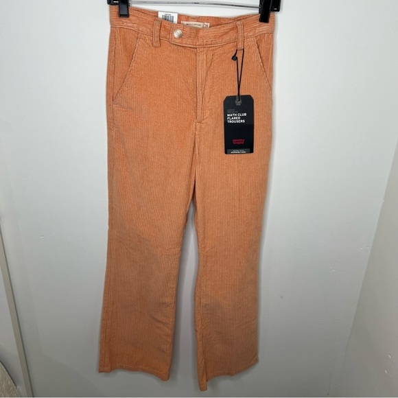 Levi's Pants - NWT Levi’s Math Club Coral Corduroy Trousers Size 25